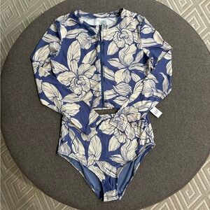 Gap two piece swim, NWT